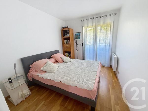 Appartement F3 à vendre  3 pièces - 61,59 m 2   ANTIBES  - 06