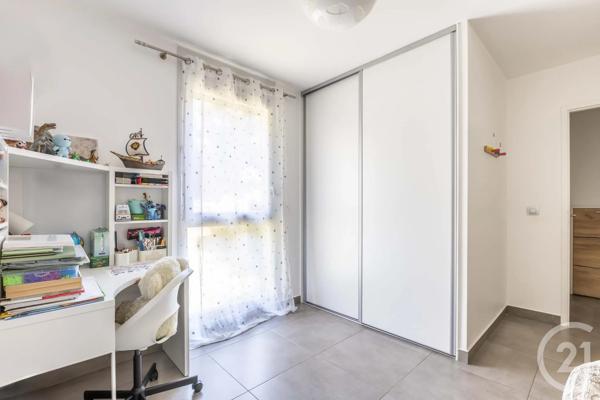 Appartement F3 à vendre  3 pièces - 71 m 2   NICE  - 06