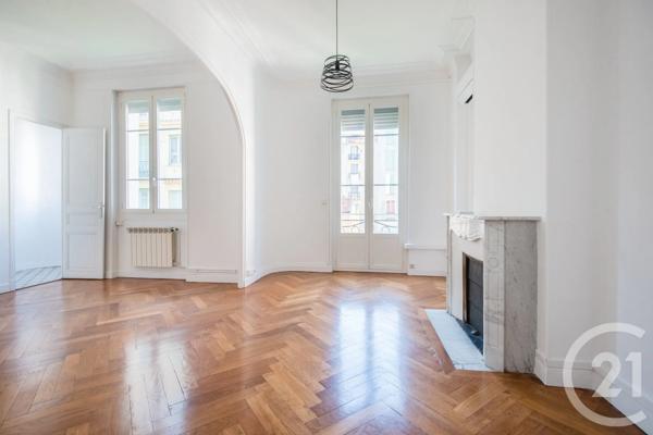 Appartement F3 à vendre  3 pièces - 71 m 2   NICE  - 06