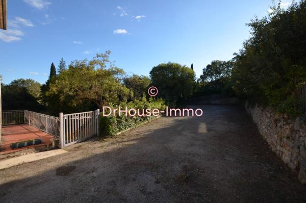 Commerce à vendre de 1 665 m²