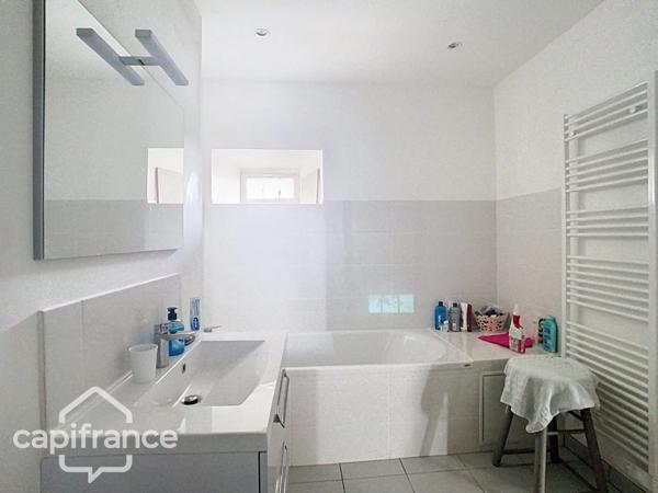 Maison de caractère à vendre 4 pièces PIERREFITTE (79)