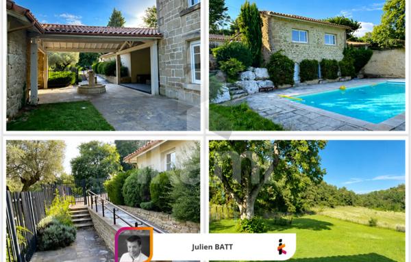 Maison de 373 m²