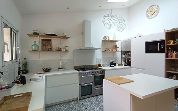 Maison à vendre    4 pièces •  Vayres