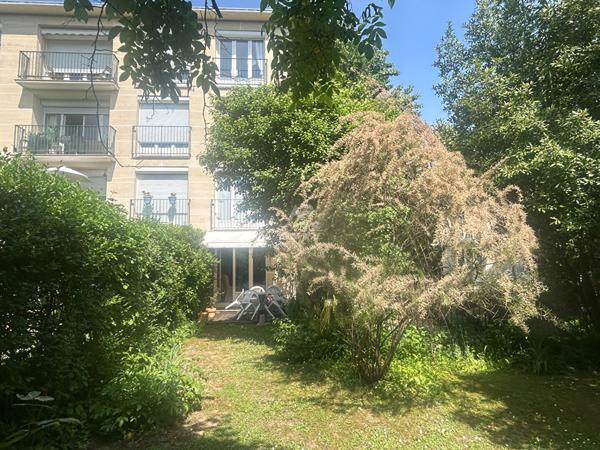 Appartement 3 pièce(s) 71 m2 - jardin €400 000 ** - Référence 4416