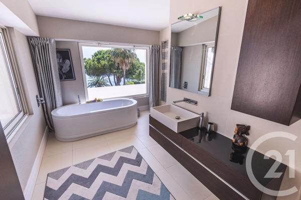 Maison à vendre  7 pièces - 428 m 2   JUAN LES PINS  - 06
