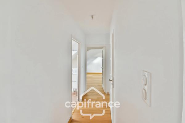 Appartement 3 pièces duplex – Dernier étage – Cœur historique de Saint-Omer