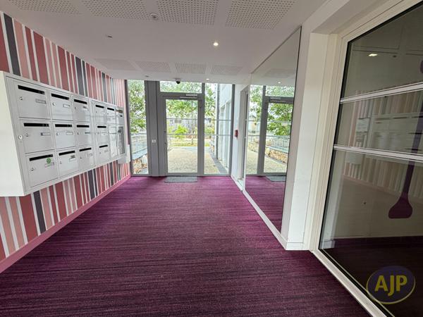 Appartement à vendre Orvault - 3 pièces, 71m² avec 2 chambre(s) à 238 000€ - AJP Immobilier Sautron