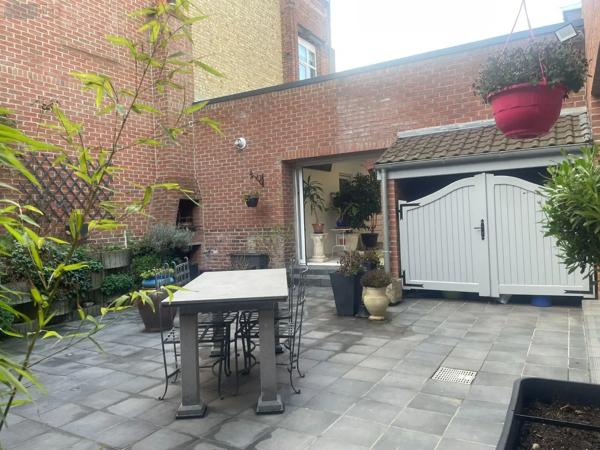 Achat - Maison | Maison de ville Bailleul 59270 6 pièces 335 m 2 357 m 2