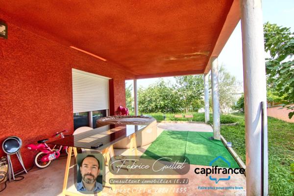 Doubs (25), à vendre Besançon, Les Montboucons, Maison 241 m2 + terrain de 669 m2