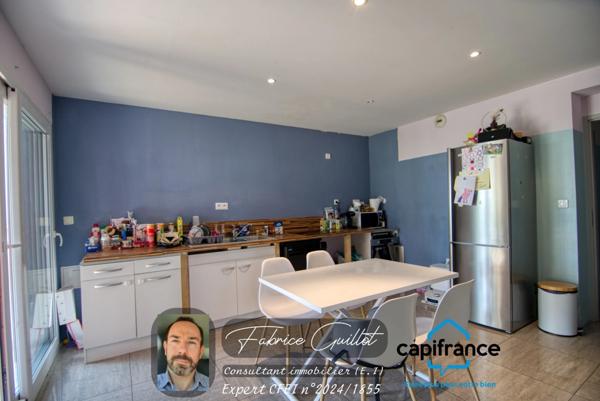 Doubs (25), à vendre Besançon, Les Montboucons, Maison 241 m2 + terrain de 669 m2