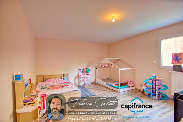 Doubs (25), à vendre Besançon, Les Montboucons, Maison 241 m2 + terrain de 669 m2