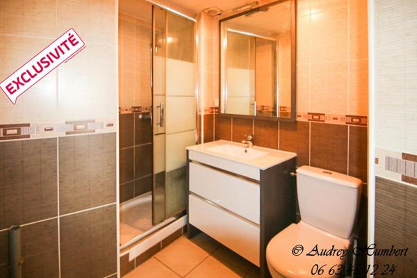 EXCLUSIVITE à LA BRILLANNE, IDEAL INVESTISSEMENT, en plein coeur du village STUDIO en RDC de 20 m2