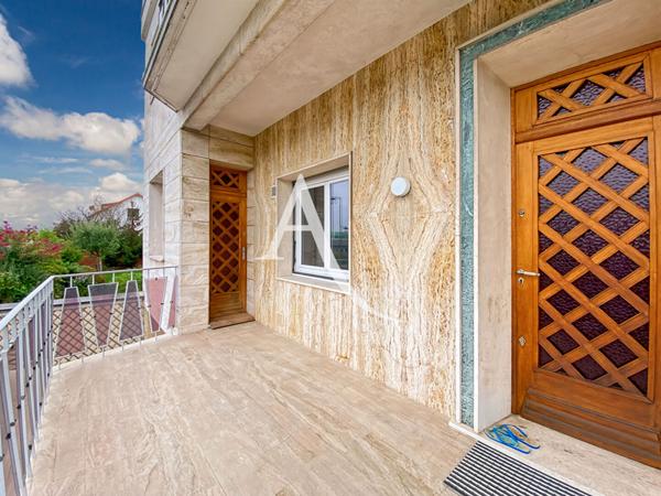 Appartement Bois D Arcy 5 pièce(s) 117.84 m2