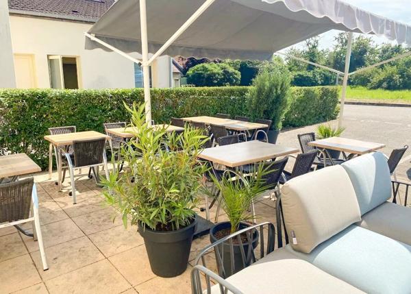 Vente Fonds de commerce 3 pièces 140 m2 à Le Montsaugeonnais