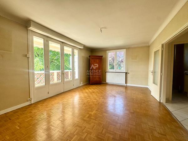 Maison à vendre à Conflans-Sainte-Honorine - Référence 7143 €475 000 ** - Référence 7868