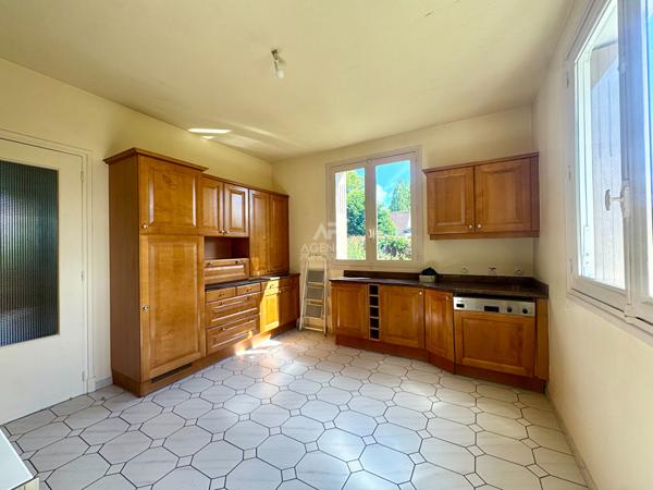 Maison à vendre à Conflans-Sainte-Honorine - Référence 7143 €475 000 ** - Référence 7868