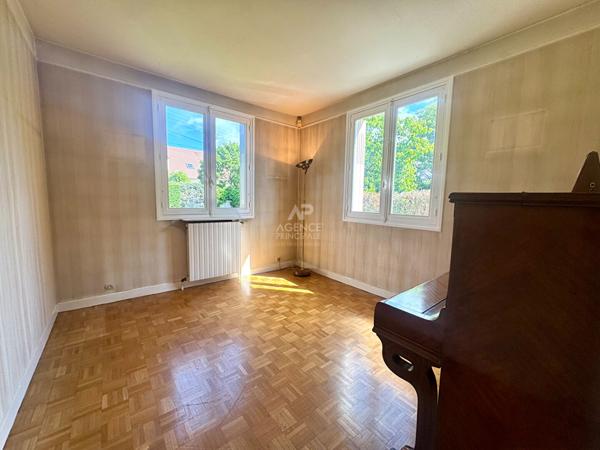 Maison à vendre à Conflans-Sainte-Honorine - Référence 7143 €475 000 ** - Référence 7868