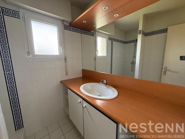 Quiberon - Grand appartement de 100 m² en vente avec jardin et parking