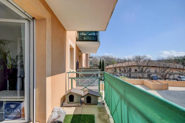 Appartement à vendre 2 pièces 49m² Vitrolles (13127)
