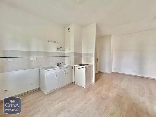 Appartement à louer 2 pièces 49.72m² Saint-Étienne (42000)