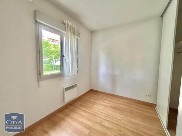 Appartement à louer 2 pièces 49.72m² Saint-Étienne (42000)