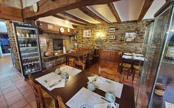 Immeuble à vendre à Carhaix-Plouguer dans le Finistère (29270), ref : 29066-1006659