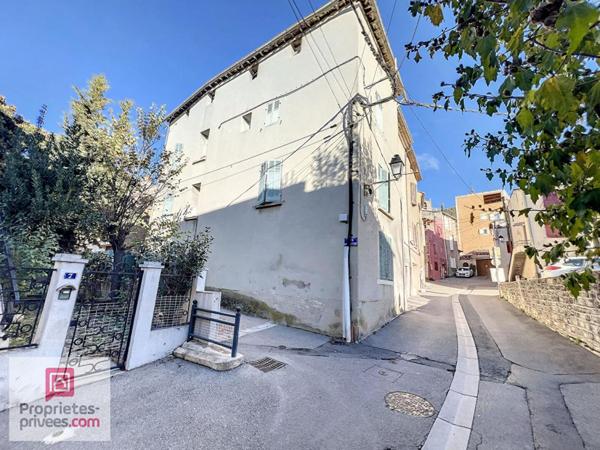 RIANS MAISON T4 AVEC COUR ET CAVE IDEAL INVESTISSEUR