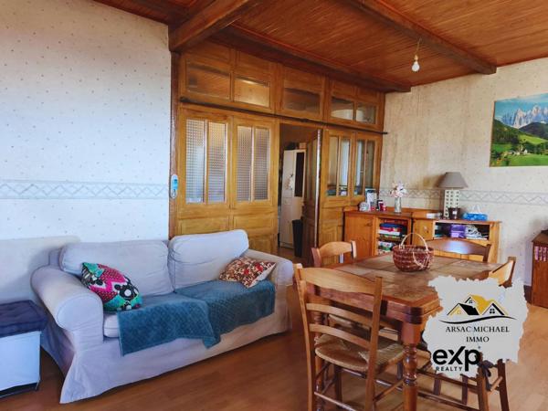 Maison de bourg Pradelles T5