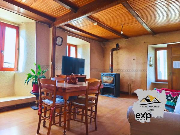 Maison de bourg Pradelles T5