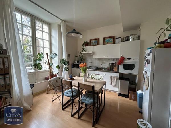 Appartement à louer 2 pièces 46.7m²
