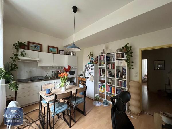 Appartement à louer 2 pièces 46.7m²