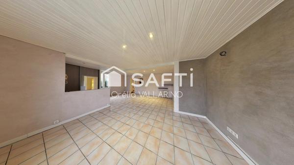 Le confort d’un plain-pied, le potentiel d’un grand terrain, aux portes de Bordeaux