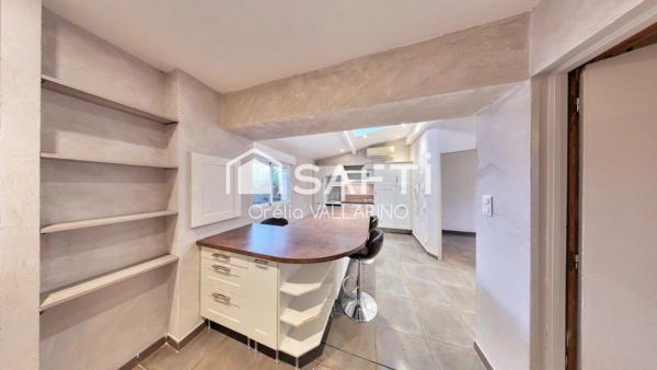 Le confort d’un plain-pied, le potentiel d’un grand terrain, aux portes de Bordeaux