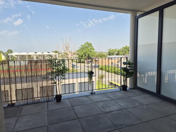 Appartement T2 avec terrasse et place de parking