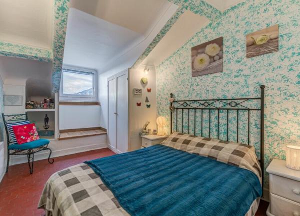 Appartement à vendre    2 pièces • 33,75 m2 Menton