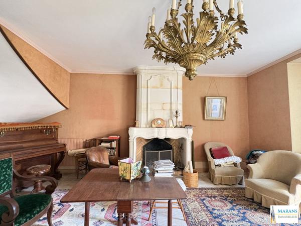 MAISON BOURGEOISE – ENVIRON 345 m² – PARCELLE DE 695 m² – EMPLACEMENT IDÉAL