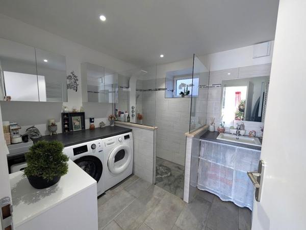 Grande maison familiale ou projet à double habitation : à vous de choisir.