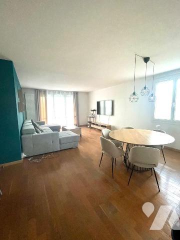 À découvrir sans tarder !
A Olivet, dans une résidence sécurisée et parfaitement entretenue, v...