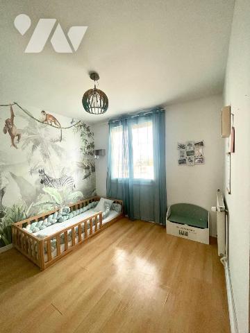 À découvrir sans tarder !
A Olivet, dans une résidence sécurisée et parfaitement entretenue, v...