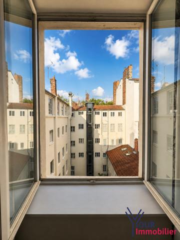 LYON 6 – FOCH | DUPLEX DE CHARME EN DERNIER ÉTAGE – 51 M² HABITABLES