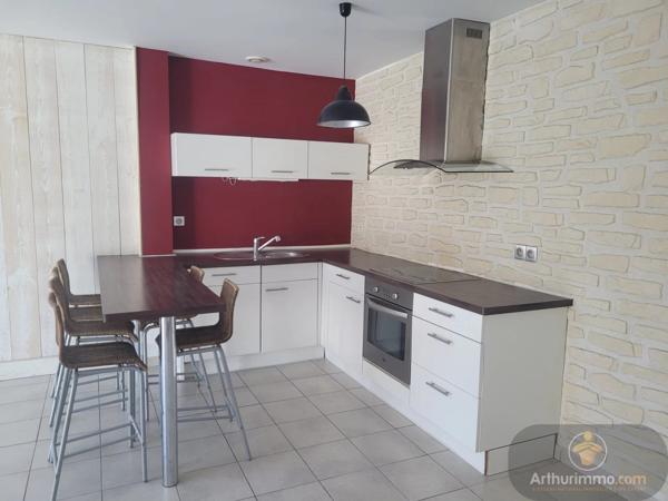 Vente                                                      Appartement
                        
                     3 pièces                      59 m2                     à Janville-en-Beauce