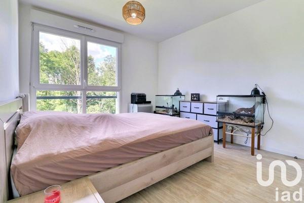 Duplex 4 pièces de 90 m² à Saint-Thibault-des-Vignes (77400)