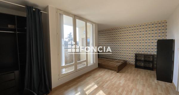 Location Studio 29.47 m² - Lognes 77185