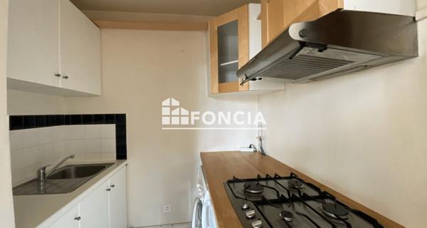 Location Studio 29.47 m² - Lognes 77185
