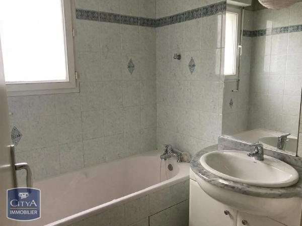 Appartement à louer 3 pièces 71.11m² Limoges (87000)