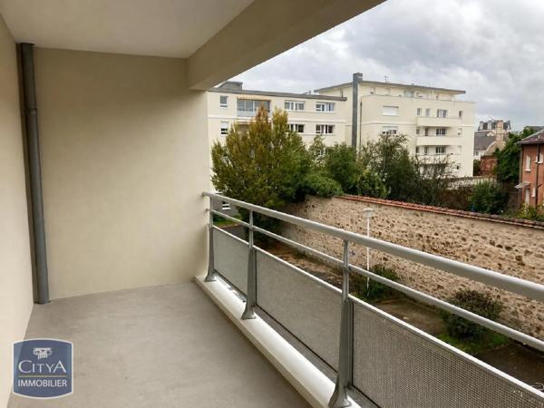 Appartement à louer 3 pièces 71.11m² Limoges (87000)