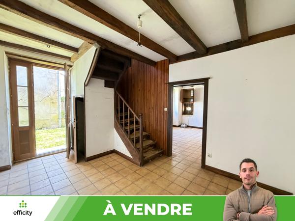 Maison
         5 pièces
        - 137 m² 49 000 € *