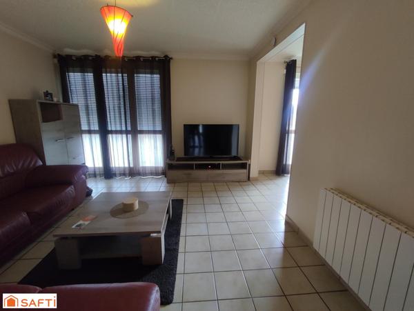 Appartement F4  avec 2 chambres et double sejour