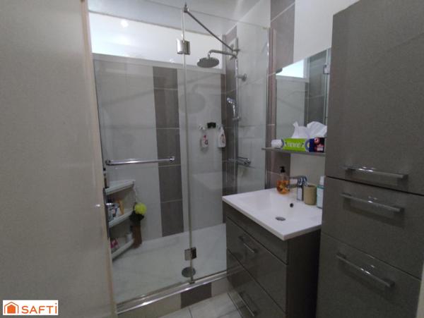 Appartement F4  avec 2 chambres et double sejour