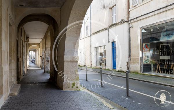 À vendre : Appartement spacieux de 5 pièces à La Rochelle , La rochelle